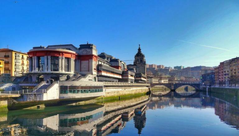 La Ribera By Staynnapartments Бильбао Экстерьер фото